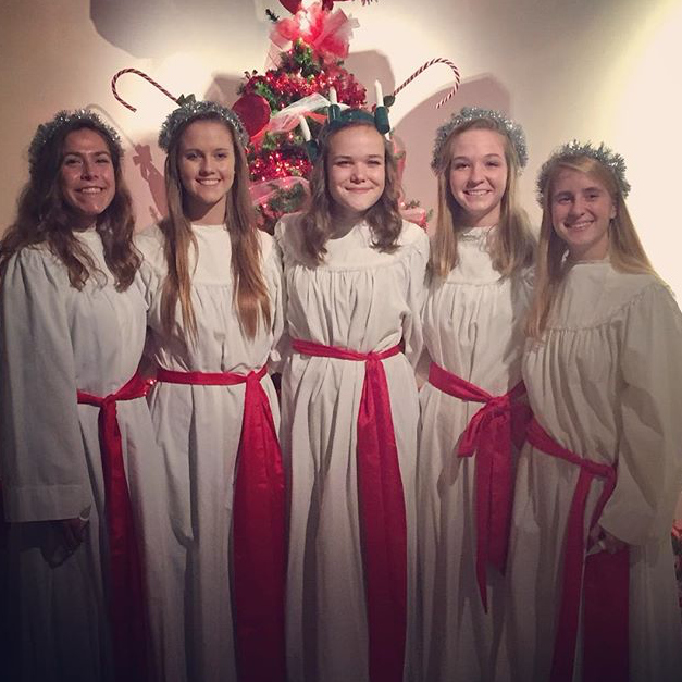 Christmas Walk - @genevailchamber